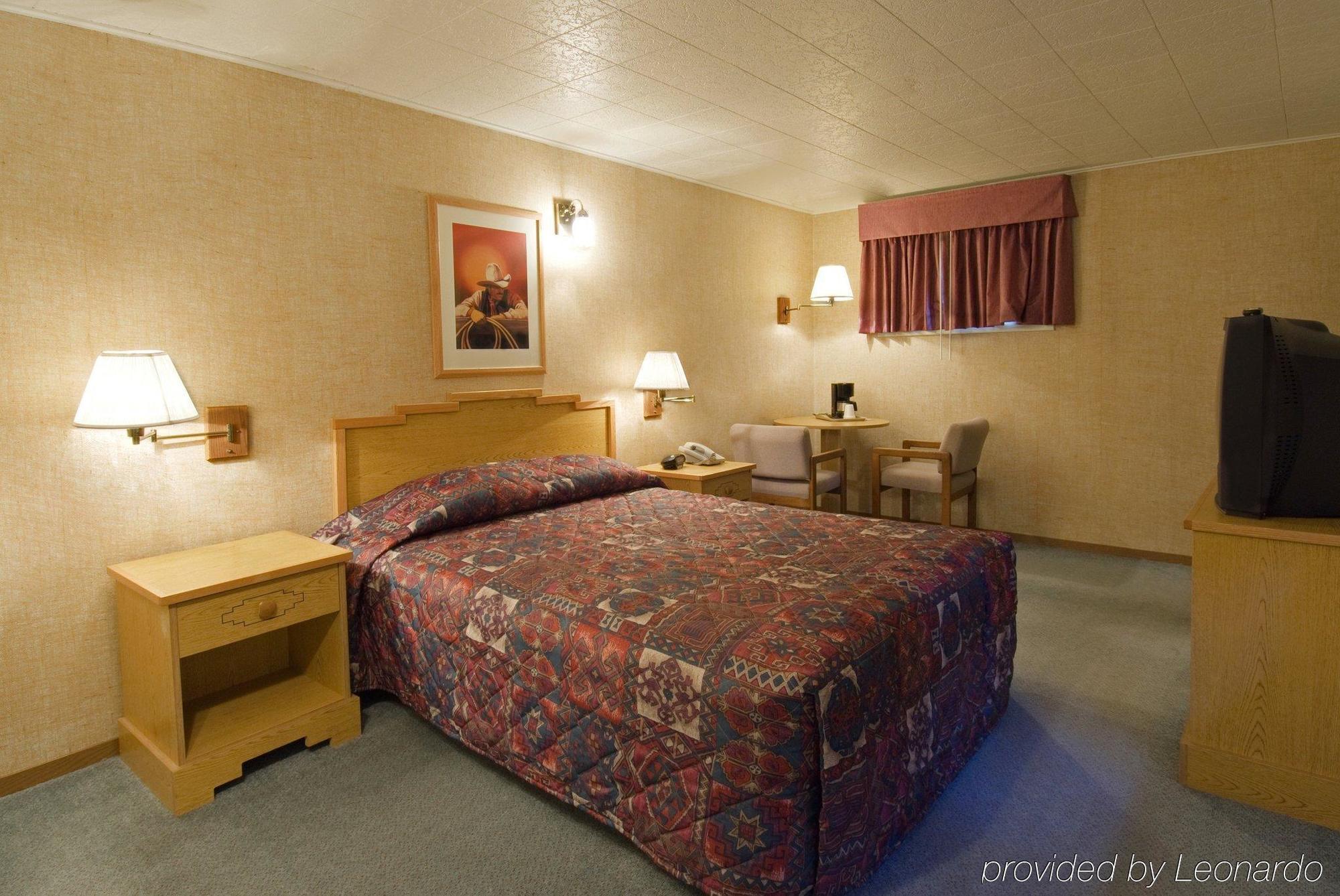 Dakota Cowboy Inn Custer Room photo